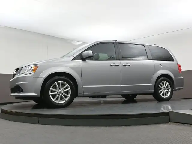2020 Dodge Grand Caravan Premium Captains Chairs, Low Kms, Remot - Photo 40