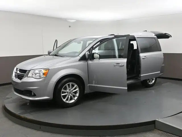 2020 Dodge Grand Caravan Premium Captains Chairs, Low Kms, Remot - Photo 55