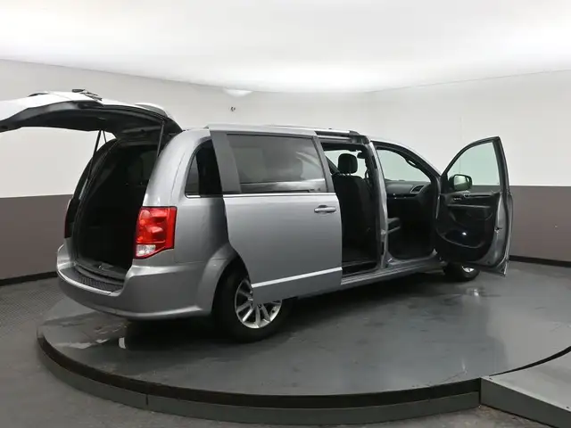 2020 Dodge Grand Caravan Premium Captains Chairs, Low Kms, Remot - Photo 59
