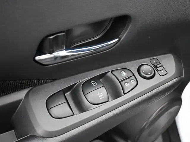 2025 Nissan Kicks Play SV CLEAROUT SALE - CALL 902-469-8484 FOR - Photo 5