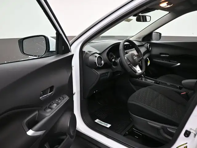 2025 Nissan Kicks Play SV CLEAROUT SALE - CALL 902-469-8484 FOR - Photo 11