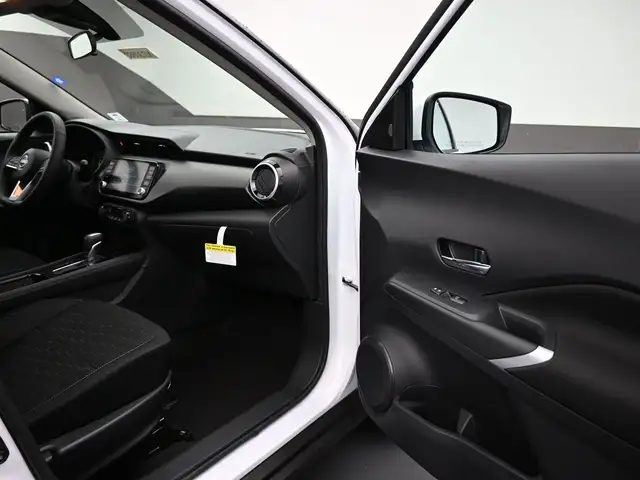 2025 Nissan Kicks Play SV CLEAROUT SALE - CALL 902-469-8484 FOR - Photo 20
