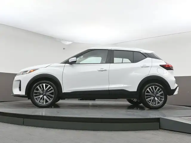 2025 Nissan Kicks Play SV CLEAROUT SALE - CALL 902-469-8484 FOR - Photo 33