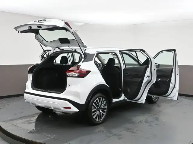 2025 Nissan Kicks Play SV CLEAROUT SALE - CALL 902-469-8484 FOR - Photo 51