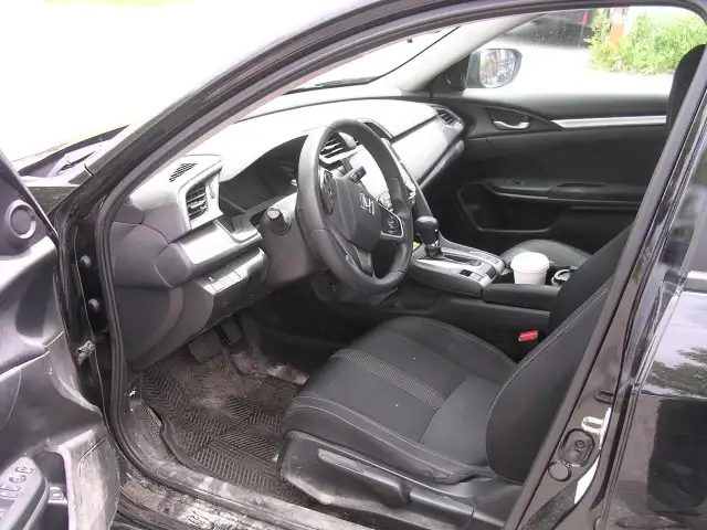 2017 Honda Civic 4dr Cvt Lx - Photo 5