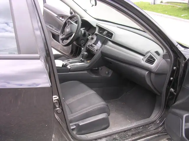 2017 Honda Civic 4dr Cvt Lx - Photo 8