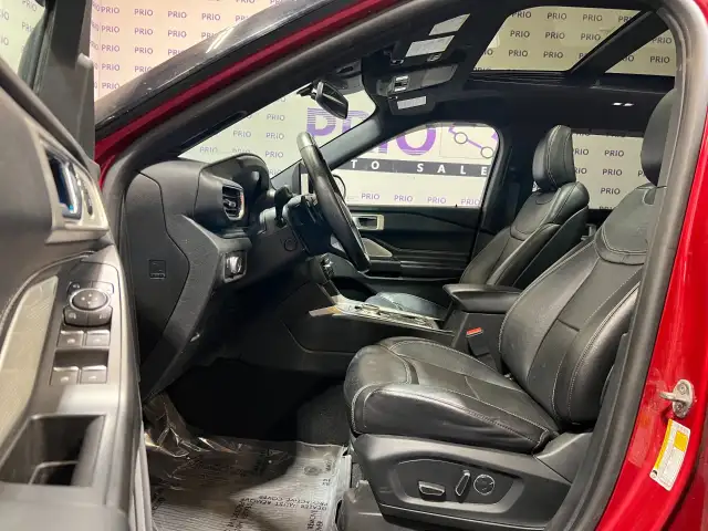 2020 Ford Explorer - Photo 14