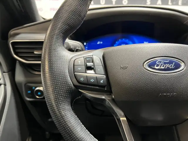 2020 Ford Explorer - Photo 24