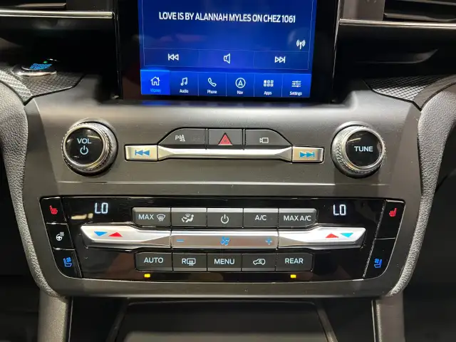 2020 Ford Explorer - Photo 29