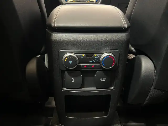 2020 Ford Explorer - Photo 31