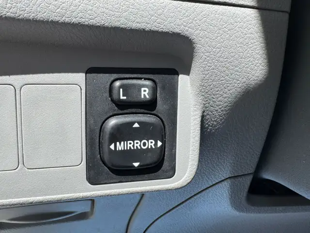 2010 Toyota Corolla 416-894-9099 Brian - Photo 12