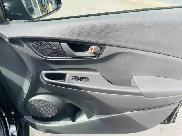 2021 HYUNDAI Kona Preferred - Photo 21