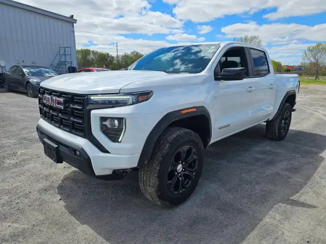 2024 GMC Canyon