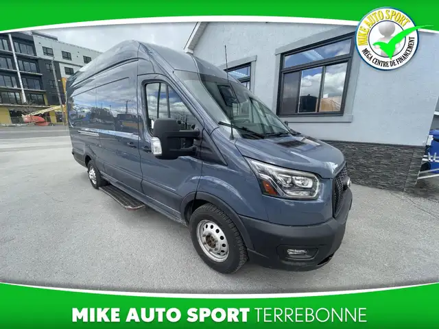 Ford Transit Cargo Van T-250 EL TI toit surélevé 148 po PNBV de