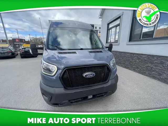 Ford Transit Cargo Van T-250 EL TI toit surélevé 148 po PNBV de - Photo 2
