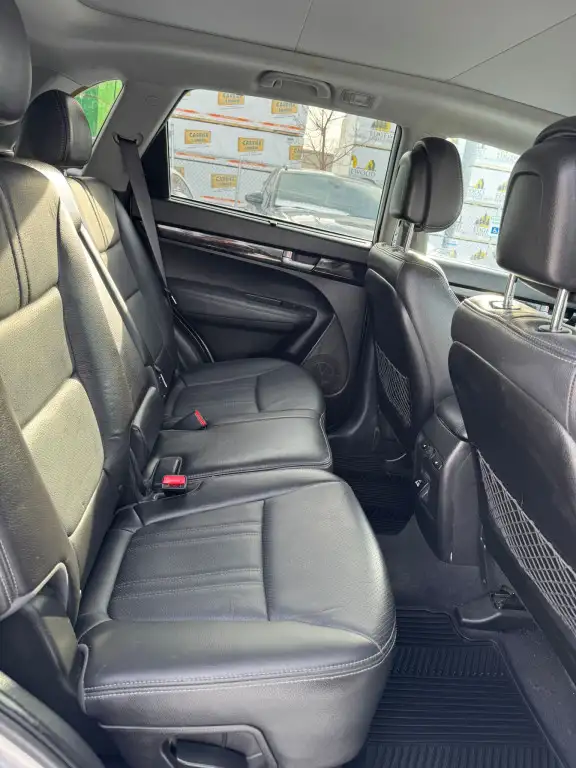 2014 Kia Sorento SX AWD V6 : Very Well Serviced - Photo 8
