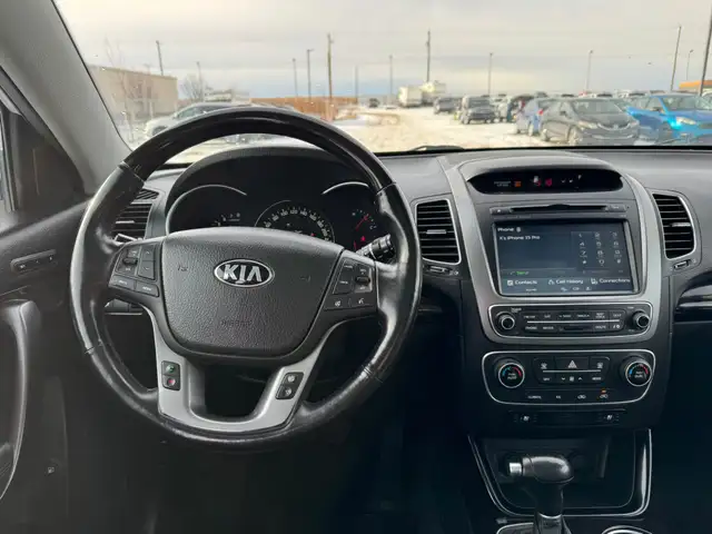 2014 Kia Sorento SX AWD V6 : Very Well Serviced - Photo 11