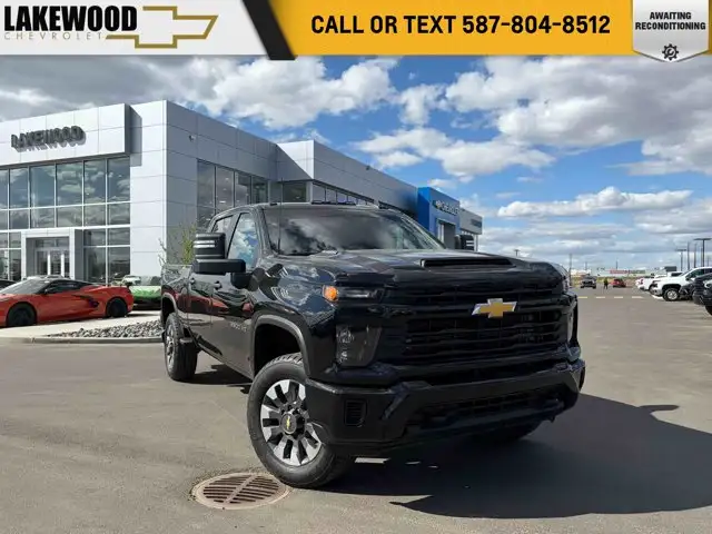 2024 Chevrolet Silverado 2500HD Custom 6.6L Duramax | 5th Wheel