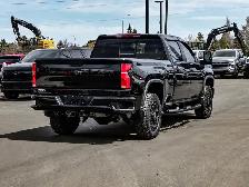 2024 Chevrolet Silverado 2500HD LT Midnight Edition 6.6L - Photo 13