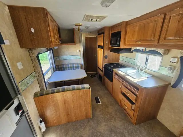 2006 Jayco 27 Ft T/A Travel Trailer 27BH - Photo 11