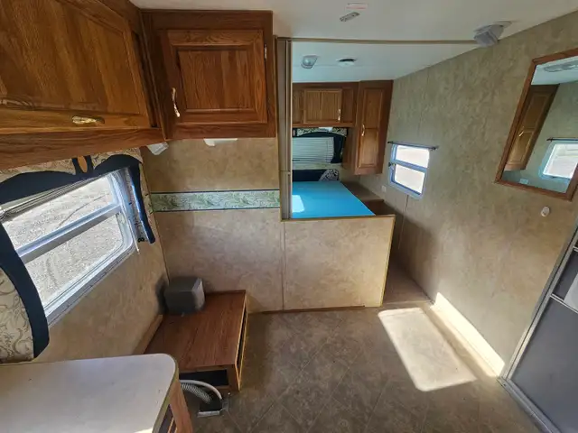 2006 Jayco 27 Ft T/A Travel Trailer 27BH - Photo 12