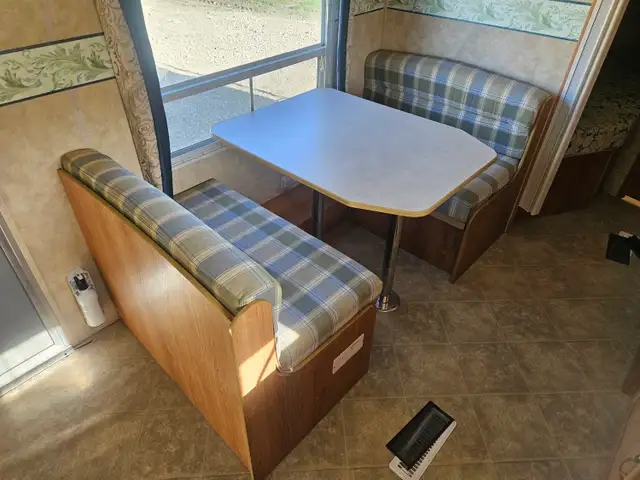 2006 Jayco 27 Ft T/A Travel Trailer 27BH - Photo 13