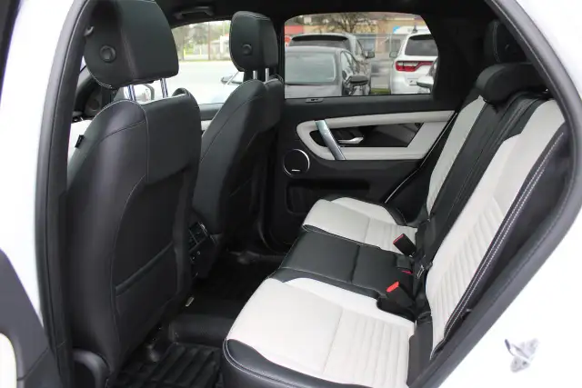 2021 Land Rover Discovery Sport R-Dynamic SE 4WD - Photo 9