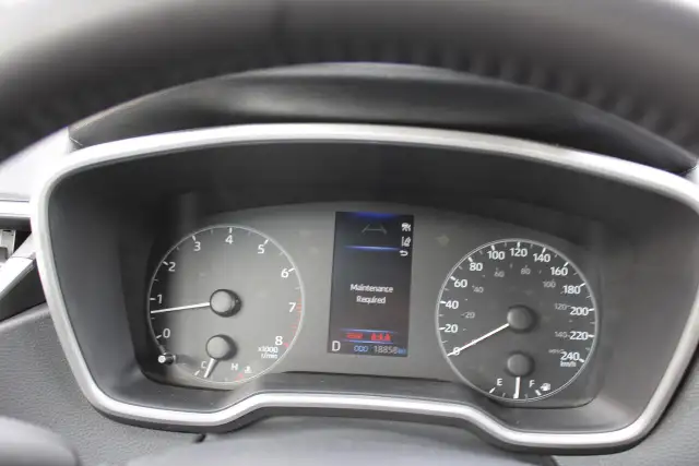 2025 Toyota Corolla - Photo 18
