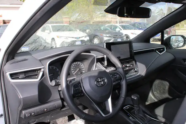 2025 Toyota Corolla - Photo 20