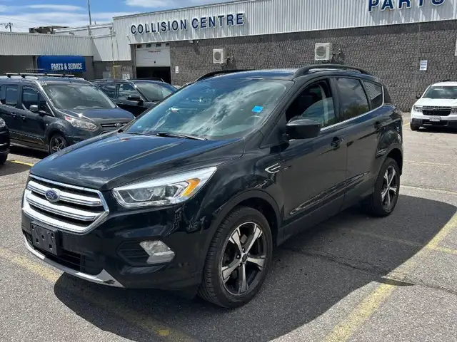 2018 FORD ESCAPE SEL EDITION | AWD | PANO ROOF | LOADED - Photo 2