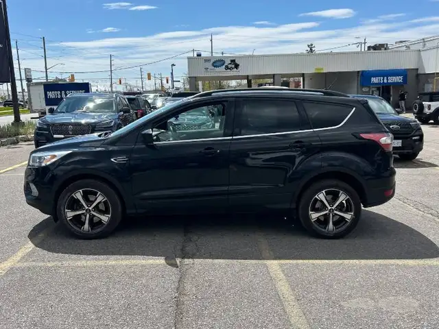 2018 FORD ESCAPE SEL EDITION | AWD | PANO ROOF | LOADED - Photo 3