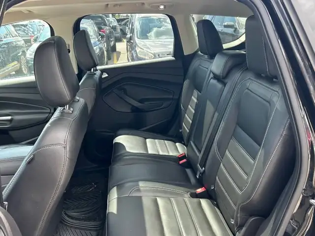 2018 FORD ESCAPE SEL EDITION | AWD | PANO ROOF | LOADED - Photo 12