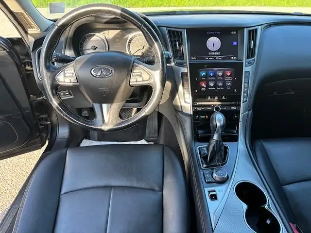 2016 Infiniti Q50 2.0T AWD - Photo 19