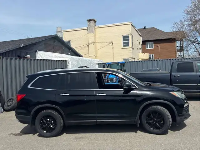 2016 Honda Pilot 4WD 4dr Touring - Photo 4