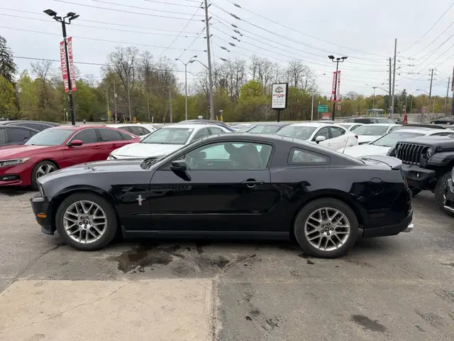 2012 Ford Mustang 2dr Cpe V6 Manual - Photo 7