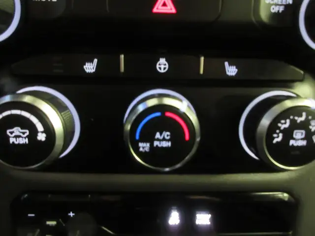 RAM 1500 2019 SPORT CREWCAB BOITE 5,7 4X4 V8 5,7L BANC ET VOLANT - Photo 18