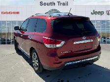 2015 Nissan Pathfinder 4WD 4dr SL - Photo 2