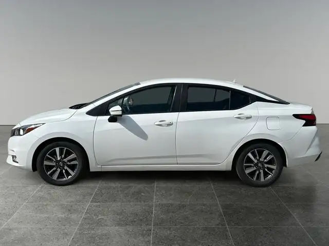 2021 Nissan Versa SV / FWD - Photo 2