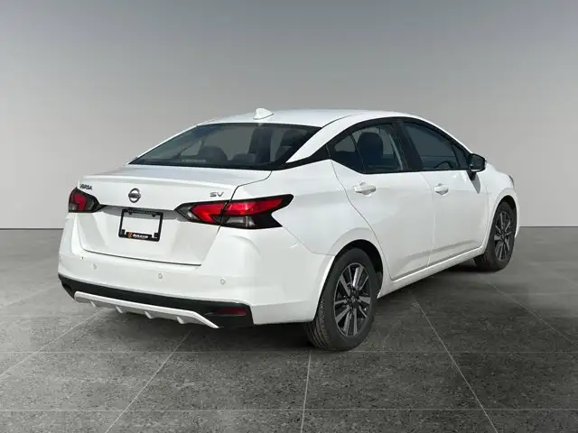 2021 Nissan Versa SV / FWD - Photo 7