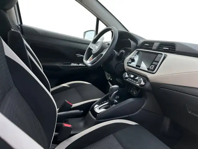 2021 Nissan Versa SV / FWD - Photo 18