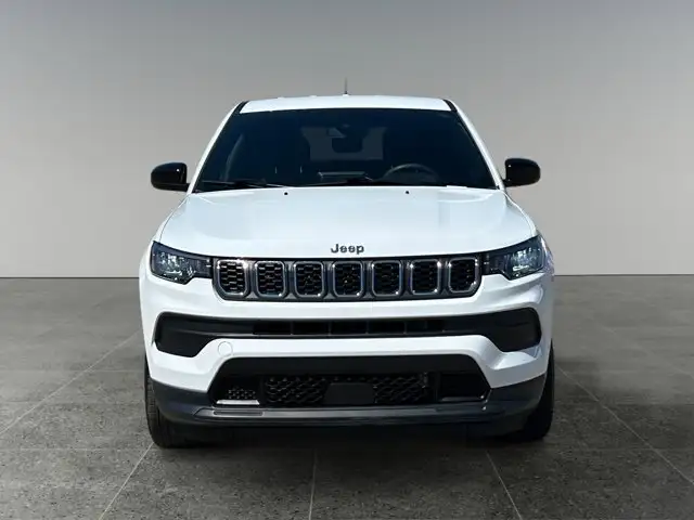 2025 Jeep Compass Sport / 4WD - Photo 10
