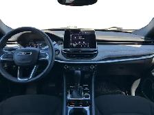 2025 Jeep Compass Sport / 4WD - Photo 14