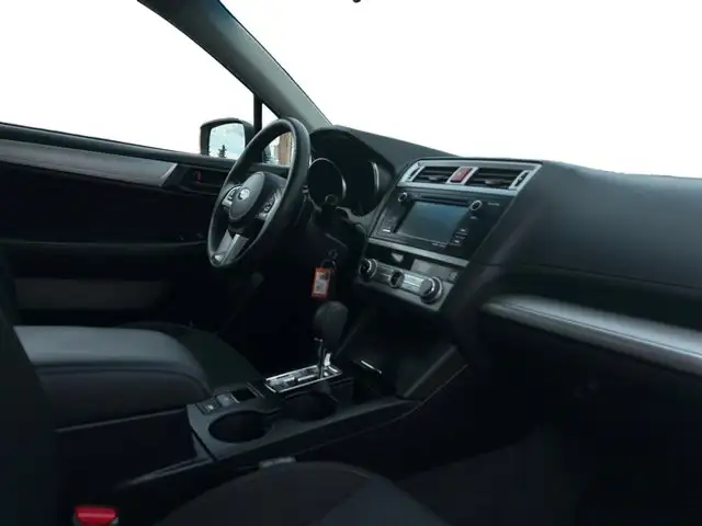 2016 Subaru Legacy 2.5i / AWD - Photo 18