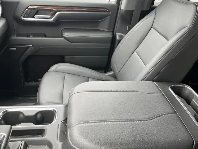 2024 GMC Sierra 1500 - Photo 17