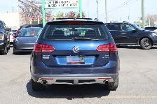 2017 Volkswagen Golf SportWagen - Photo 6