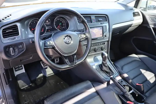 2017 Volkswagen Golf SportWagen - Photo 9