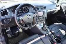 2017 Volkswagen Golf SportWagen - Photo 9