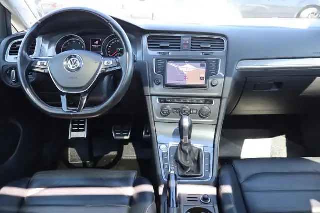 2017 Volkswagen Golf SportWagen - Photo 10