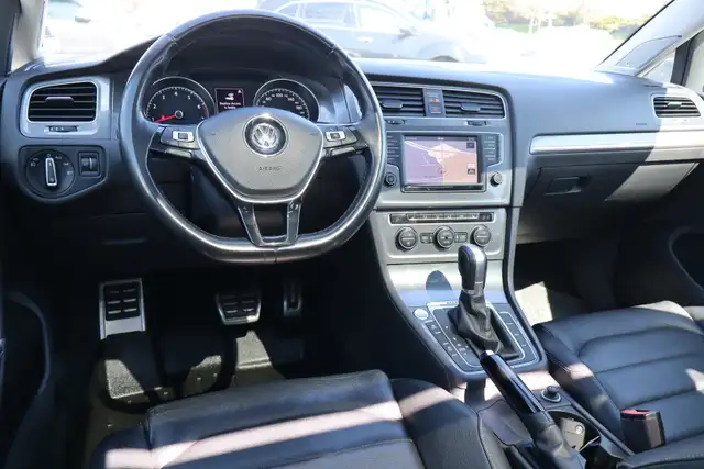 2017 Volkswagen Golf SportWagen - Photo 11