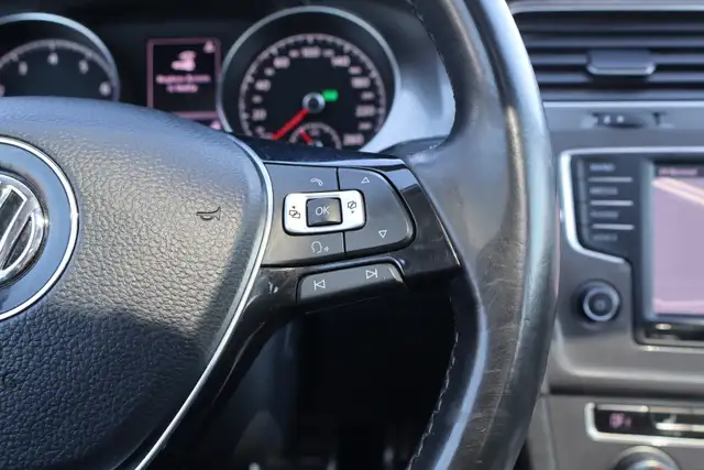 2017 Volkswagen Golf SportWagen - Photo 17